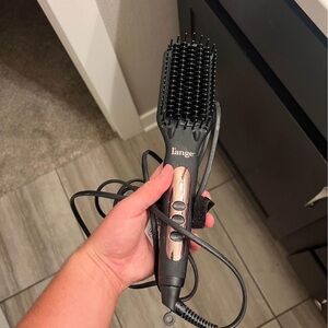 Hair straightener